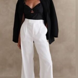 Banana Republic white petite pants size small